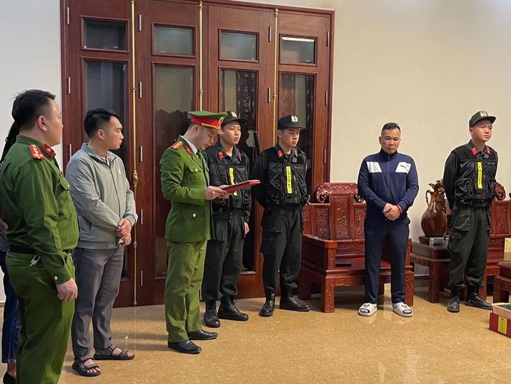 Bắt giám đốc công ty đăng kiểm ở Bắc Kạn vì chỉ đạo nhân viên nhận hối lộ - Ảnh 1.